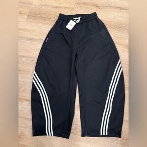Linden Scimitar Trackpants Black with White Stripes